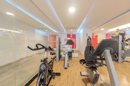 Studio para alugar com 35m², 1 quarto e 1 vaga Studio para alugar com 35m², 1 quarto e 1 vagaÁrea comum - Academia