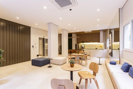Apartamento para alugar com 42m², 2 quartos e 1 vaga Apartamento para alugar com 42m², 2 quartos e 1 vagaÁrea comum - Salão de festas