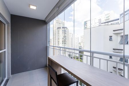 Apartamento para alugar com 42m², 2 quartos e 1 vaga Apartamento para alugar com 42m², 2 quartos e 1 vagaVaranda