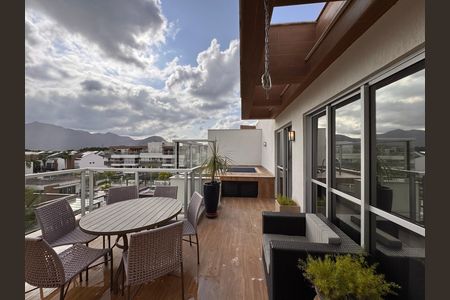 Apartamento para alugar com 134m², 3 quartos e 2 vagas Apartamento para alugar com 134m², 3 quartos e 2 vagasÁrea externa