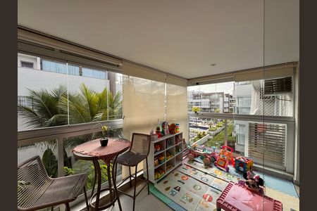Apartamento para alugar com 134m², 3 quartos e 2 vagas Apartamento para alugar com 134m², 3 quartos e 2 vagasVaranda