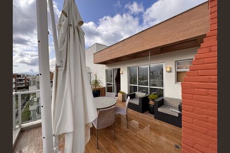 Apartamento para alugar com 134m², 3 quartos e 2 vagas Apartamento para alugar com 134m², 3 quartos e 2 vagasÁrea externa
