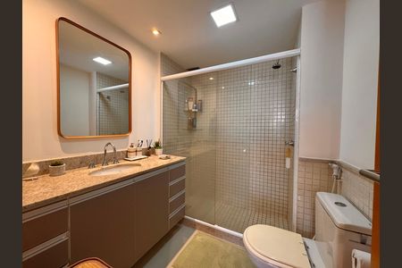 Apartamento para alugar com 134m², 3 quartos e 2 vagas Apartamento para alugar com 134m², 3 quartos e 2 vagasBanheiro Social