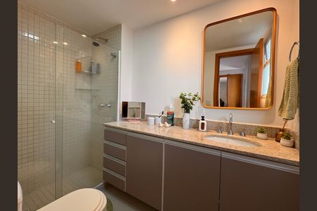 Apartamento para alugar com 134m², 3 quartos e 2 vagas Apartamento para alugar com 134m², 3 quartos e 2 vagasSuíte - Banheiro