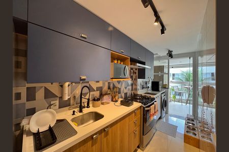 Apartamento para alugar com 134m², 3 quartos e 2 vagas Apartamento para alugar com 134m², 3 quartos e 2 vagasCozinha e Área de Serviço