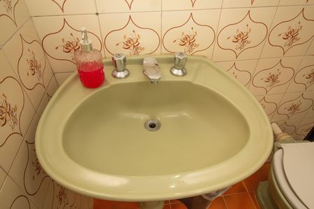 Casa à venda com 80m², 3 quartos e 1 vaga Casa à venda com 80m², 3 quartos e 1 vagaBanheiro