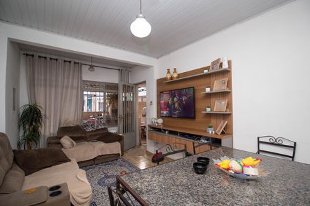 Casa à venda com 80m², 3 quartos e 1 vaga Casa à venda com 80m², 3 quartos e 1 vagaSala