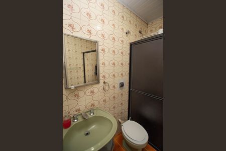 Casa à venda com 80m², 3 quartos e 1 vaga Casa à venda com 80m², 3 quartos e 1 vagaBanheiro