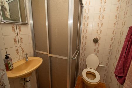 Casa à venda com 80m², 3 quartos e 1 vaga Casa à venda com 80m², 3 quartos e 1 vagaBanheiro da Suíte