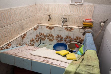 Casa à venda com 80m², 3 quartos e 1 vaga Casa à venda com 80m², 3 quartos e 1 vagaÁrea de Serviço