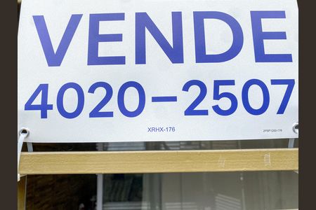 Casa à venda com 150m², 3 quartos e 1 vagaPlaquinha Cod XRHX-176