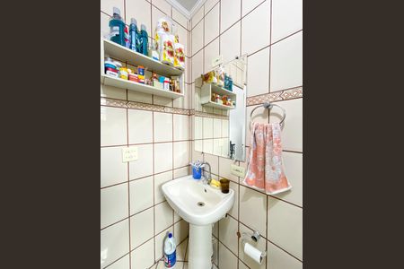 Casa à venda com 150m², 3 quartos e 1 vagaBanheiro