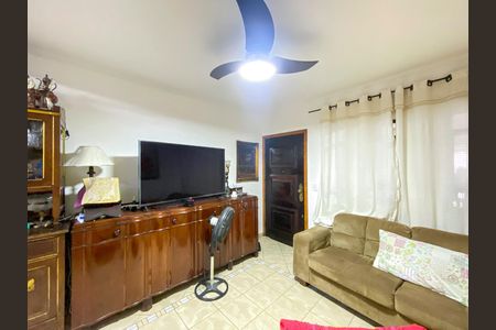 Sala de casa à venda com 3 quartos, 150m² em Parque Casa de Pedra, São Paulo
