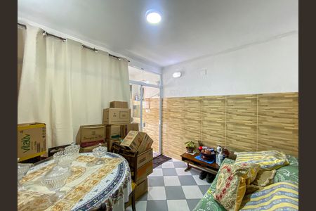 Casa à venda com 150m², 3 quartos e 1 vagaGaragem