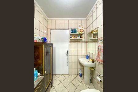 Casa à venda com 150m², 3 quartos e 1 vagaBanheiro