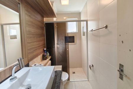 Apartamento à venda com 65m², 2 quartos e 1 vaga Apartamento à venda com 65m², 2 quartos e 1 vagaBanheiro