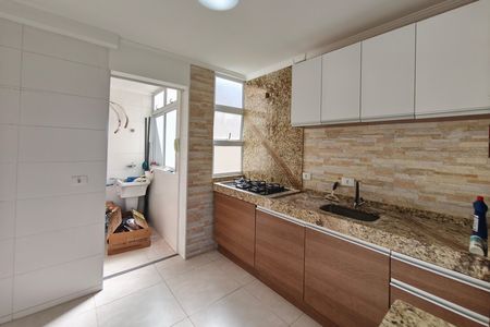 Apartamento à venda com 65m², 2 quartos e 1 vaga Apartamento à venda com 65m², 2 quartos e 1 vagaCozinha