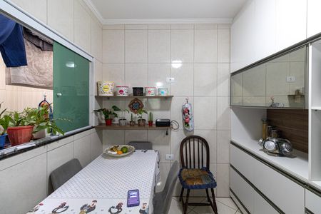 Casa à venda com 52m², 2 quartos e 1 vaga Casa à venda com 52m², 2 quartos e 1 vagaCozinha e Área de Serviço