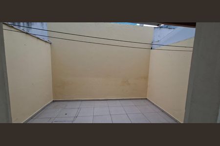 Casa de condomínio para alugar com 100m², 2 quartos e 1 vagaÁrea de Serviço