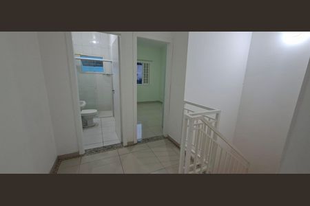 Casa de condomínio para alugar com 100m², 2 quartos e 1 vagaBanheiro