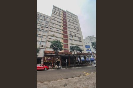 Apartamento à venda com 81m², 2 quartos e 1 vaga Apartamento à venda com 81m², 2 quartos e 1 vagaFachada