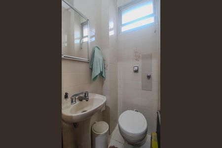 Apartamento à venda com 81m², 2 quartos e 1 vaga Apartamento à venda com 81m², 2 quartos e 1 vagaBanheiro