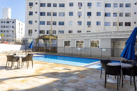 Apartamento para alugar com 49m², 2 quartos e 1 vagaÁrea comum - Piscina