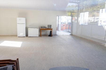 Apartamento para alugar com 49m², 2 quartos e 1 vagaÁrea comum - Salão de festas