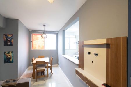 Sala de apartamento para alugar com 2 quartos, 49m² em Campo Grande, Rio de Janeiro