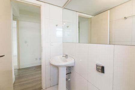 Apartamento à venda com 108m², 3 quartos e 2 vagas Apartamento à venda com 108m², 3 quartos e 2 vagasBanheiro