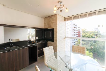 Apartamento à venda com 108m², 3 quartos e 2 vagas Apartamento à venda com 108m², 3 quartos e 2 vagasVaranda da Sala