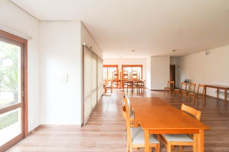 Apartamento à venda com 108m², 3 quartos e 2 vagas Apartamento à venda com 108m², 3 quartos e 2 vagasÁrea comum - Salão de festas