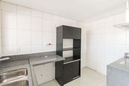 Apartamento à venda com 108m², 3 quartos e 2 vagas Apartamento à venda com 108m², 3 quartos e 2 vagasCozinha