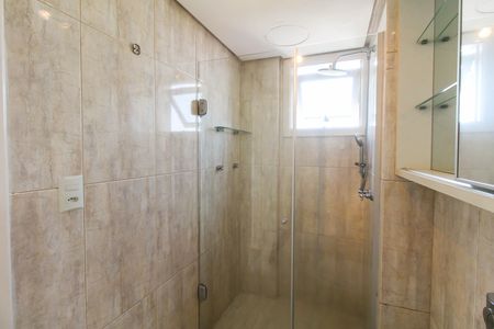 Apartamento à venda com 108m², 3 quartos e 2 vagas Apartamento à venda com 108m², 3 quartos e 2 vagasBanheiro da Suíte