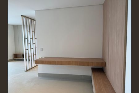 Apartamento para alugar com 81m², 2 quartos e 1 vagaSala