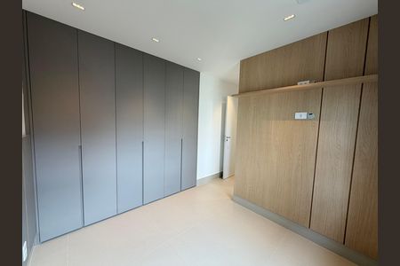 Apartamento para alugar com 81m², 3 quartos e 1 vagaQuarto 3