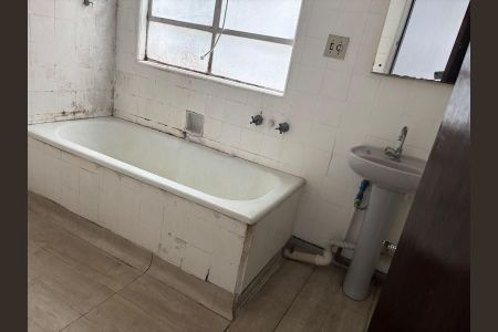 Apartamento para alugar com 44m², 1 quarto e sem vaga Apartamento para alugar com 44m², 1 quarto e sem vagaBanheiro