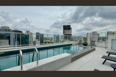 Studio para alugar com 26m², 1 quarto e sem vagaPiscina