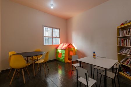 Apartamento para alugar com 47m², 2 quartos e 1 vaga Apartamento para alugar com 47m², 2 quartos e 1 vagaÁrea Comum - Brinquedoteca