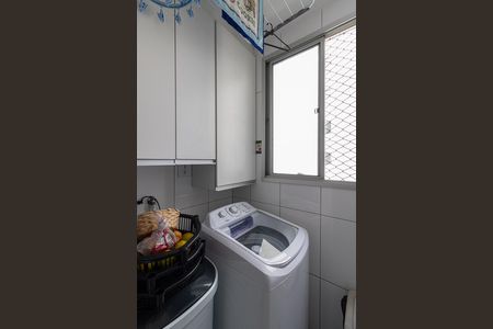 Apartamento para alugar com 47m², 2 quartos e 1 vaga Apartamento para alugar com 47m², 2 quartos e 1 vagaCozinha e Área de Serviço