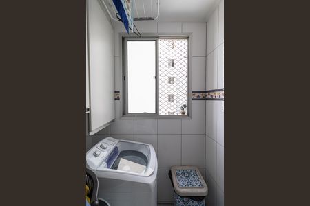 Apartamento para alugar com 47m², 2 quartos e 1 vaga Apartamento para alugar com 47m², 2 quartos e 1 vagaCozinha e Área de Serviço