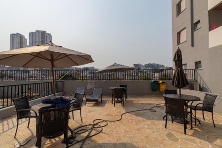 Apartamento para alugar com 47m², 2 quartos e 1 vaga Apartamento para alugar com 47m², 2 quartos e 1 vagaÁrea Comum - Piscina