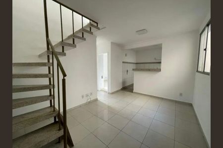 Sala de apartamento para alugar com 2 quartos, 77m² em Buritis, Belo Horizonte