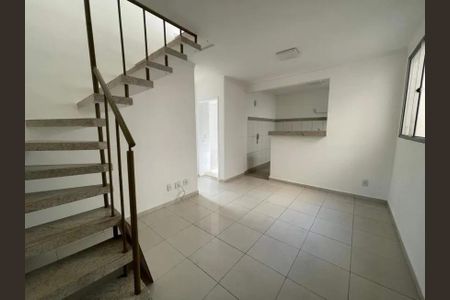 Sala de apartamento para alugar com 2 quartos, 77m² em Buritis, Belo Horizonte