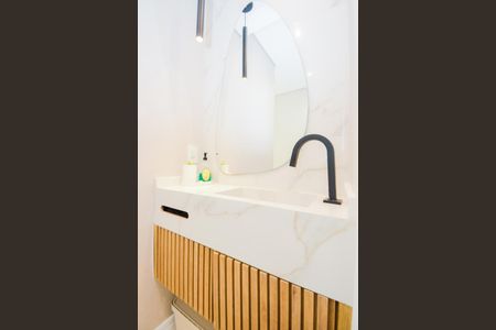 Apartamento à venda com 56m², 2 quartos e 1 vagaBanheiro Social