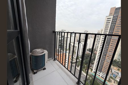 Apartamento para alugar com 38m², 1 quarto e 1 vaga Apartamento para alugar com 38m², 1 quarto e 1 vagaVaranda