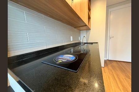 Cozinha de apartamento para alugar com 1 quarto, 38m² em Campo Belo, São Paulo