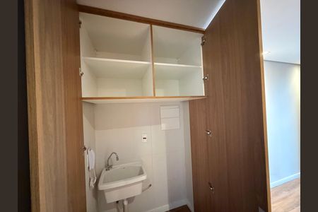 Área de Serviço de apartamento para alugar com 1 quarto, 38m² em Campo Belo, São Paulo