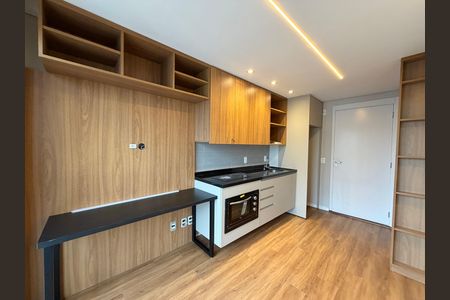 Sala/Cozinha de apartamento para alugar com 1 quarto, 38m² em Campo Belo, São Paulo