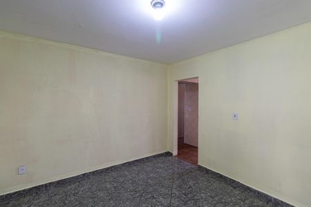 Casa à venda com 400m², 2 quartos e 2 vagas Casa à venda com 400m², 2 quartos e 2 vagasSala